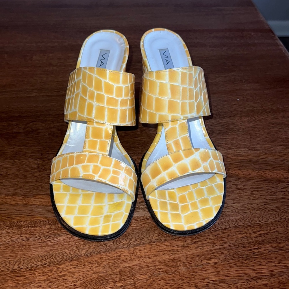 Via Spiga Alligator Style Sandals